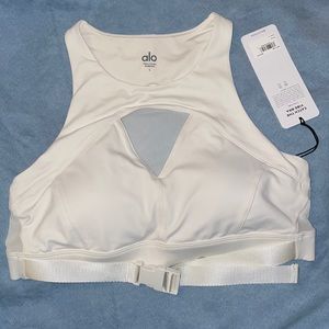NWT alo Catch The Vibe Bra